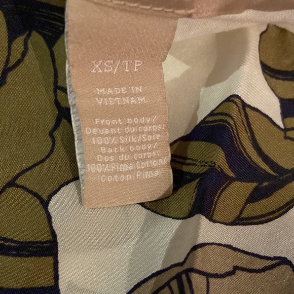Banana Republic silk and cotton jersey top with funky cream and olive fl… - Picture 9 of 9